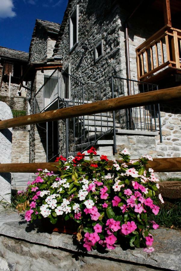 Villa Ca' Sueler à Crevoladossola Extérieur photo